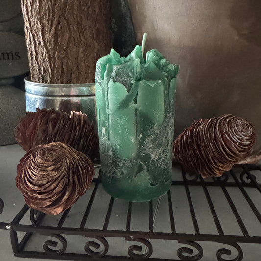 Crackling Pine Green Spruce Scented Pillar Candle
