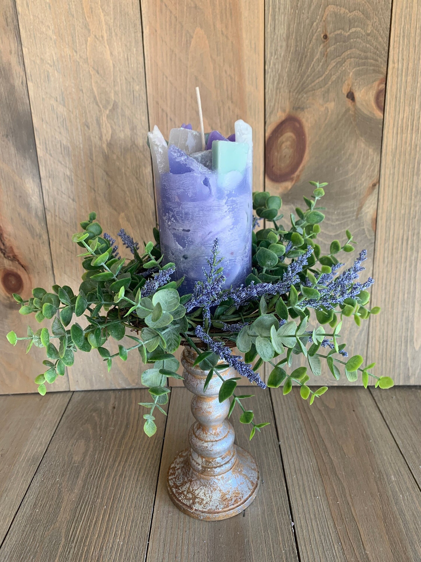 Veri Peri Periwinle Floral Earthy Scented Pillar Candle