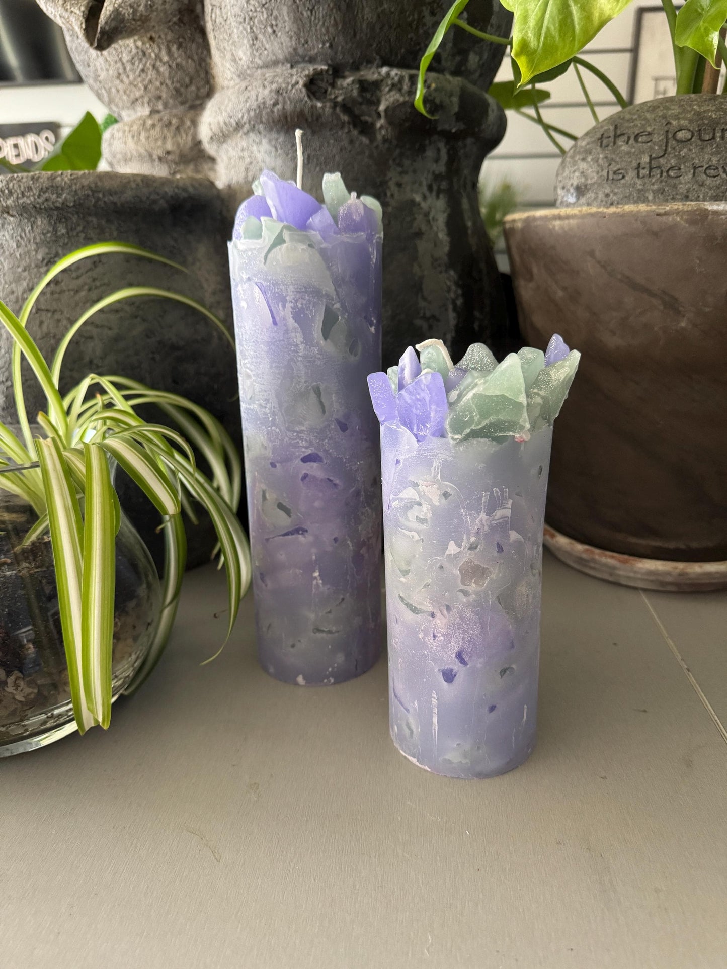 Veri Peri Periwinle Floral Earthy Scented Pillar Candle