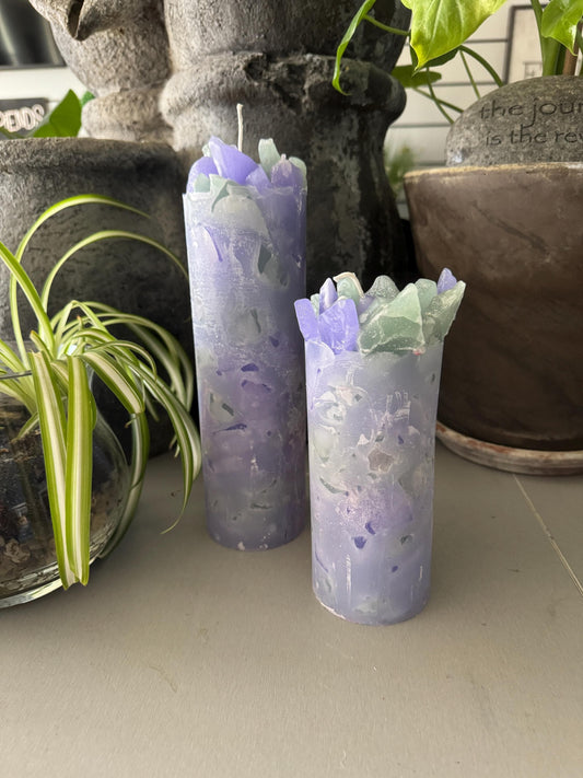 Veri Peri Periwinle Floral Earthy Scented Pillar Candle